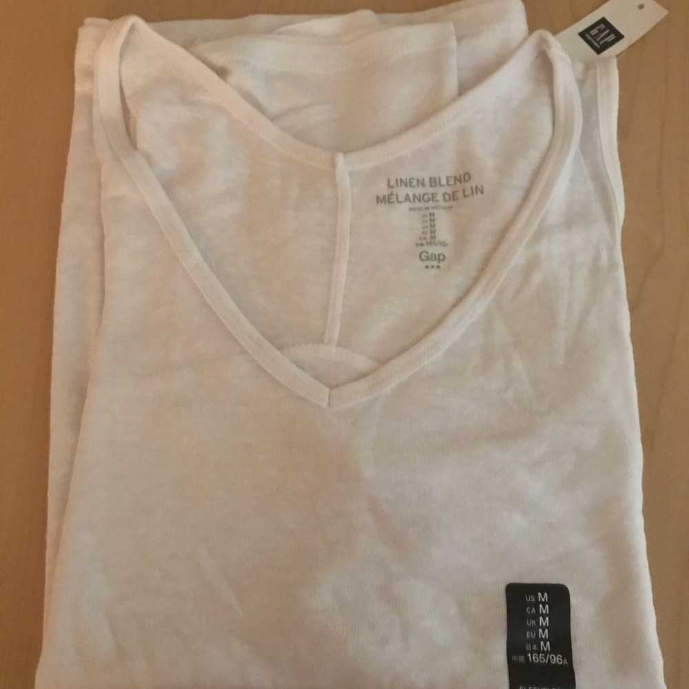 Gap women’s linen blend sleeveless New